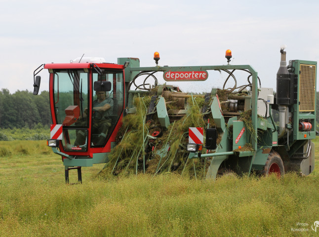 Льнокомбайн